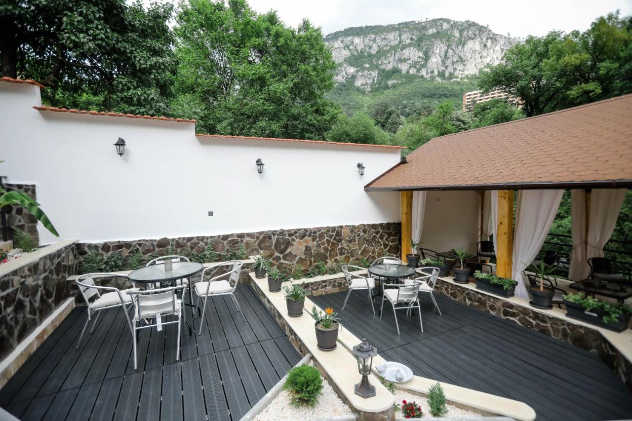 Hotel Casa Marica Băile Herculane Exteriér fotografie